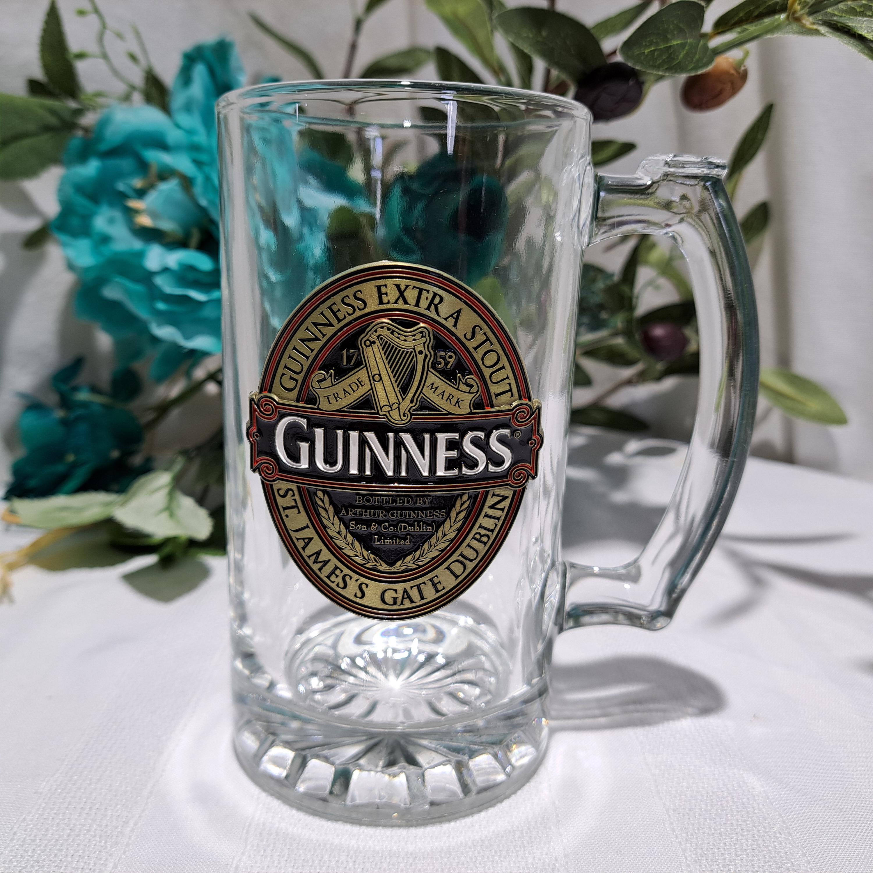 トランプ guinness Handpicked Limited Edition Official Guinness Red Collection Glass