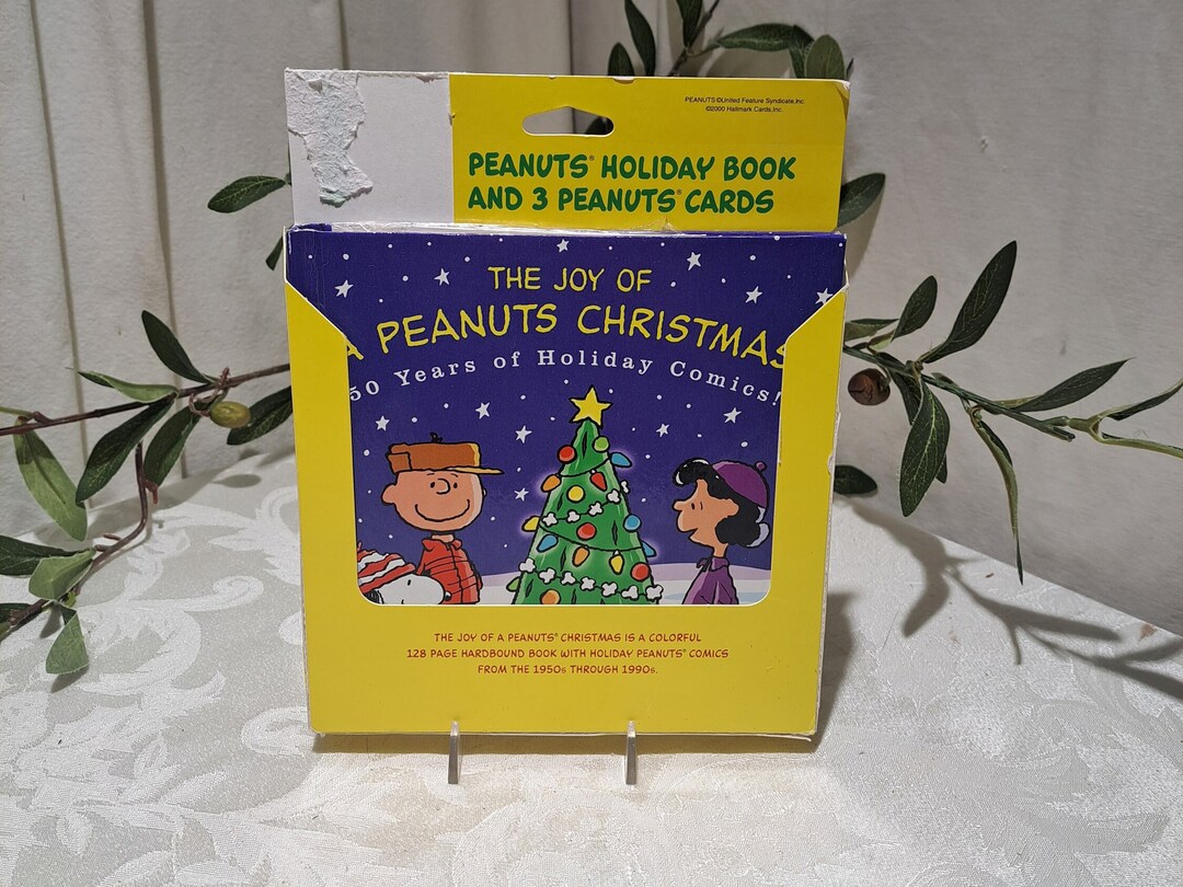 洋書 50years ofChristmasTables Vintage 2000 Hallmark the Joy of A Peanuts Christmas 50 Years of
