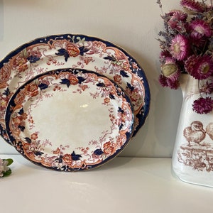 Pair of Late Mayers &#39;Chatsworth&#39; Serving dishes. platters. pattern 622, Imari Style
