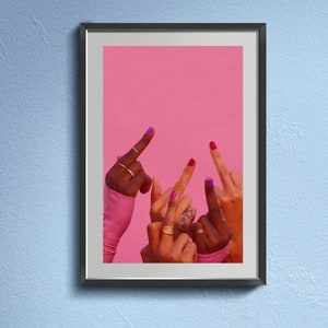 Girlpower-print. De toekomst is vrouwelijk. Feministische poster. Krachtige vrouw sterke semale kunst aan de muur. Zwart meisje kunst aan de muur.