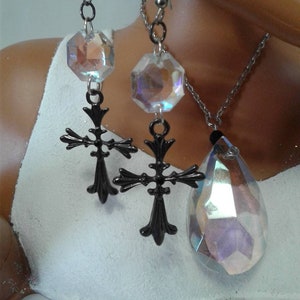 Stunning antique crystal necklace set/real chandelier crystals/ sun catching crystal earrings/wedding jewelry set/anniversary gift/vintage