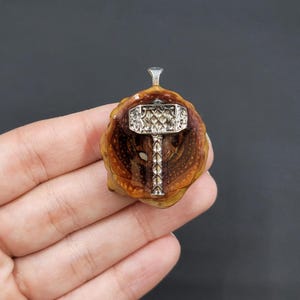 Renaissance Pinecone Pendant Necklace - Read Item Description