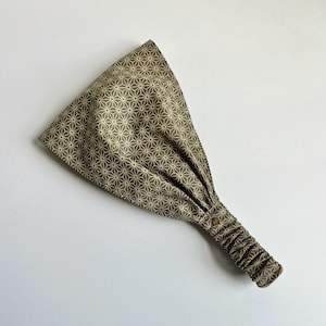 Japanische Baumwolle Stirnband: Asanoha Hanfblatt Design - Unisex Boho Stil, Grau Beige