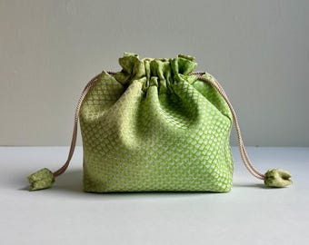 Kimono Mini Kinchaku Pouch, Vintage Japanese Silk, Drawstring Bag, Makeup Bag, Small Essentials Pouch, Light Green Kanoko Weave Silk