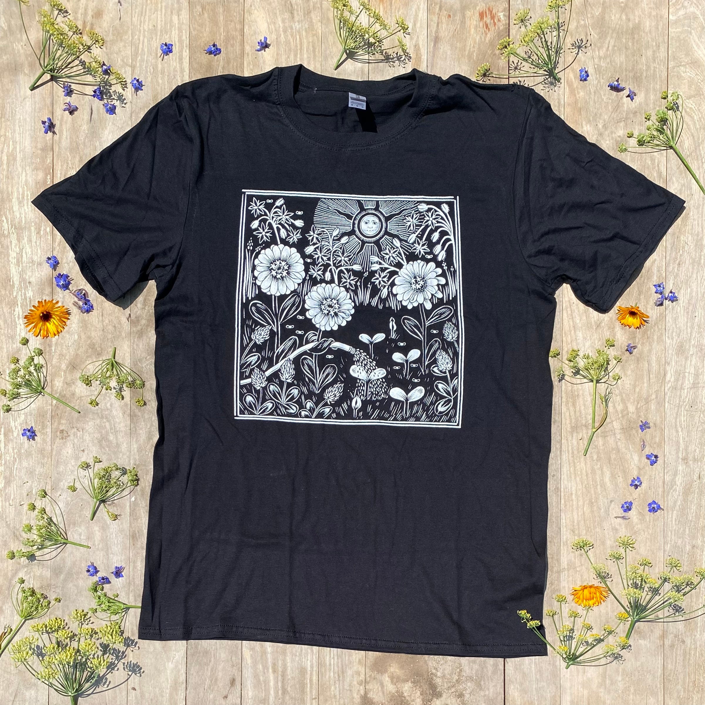 Flower サイン入りTシャツ il_fullxfull.3241271268_mhwp.jpg