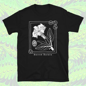 SACRED DATURA TSHIRT - Capricorn - Aquarius - Unisex Short Sleeve Astrology Zodiac Botanical Illustration Graphic T Shirt
