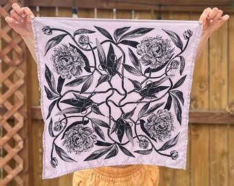 PEONY bandana 21 x 21" - boho botanische illustratie / unieke sjaal bloemenprint / geboortebloem / cadeau bruidsmeisje bruiloft / antieke bloemen