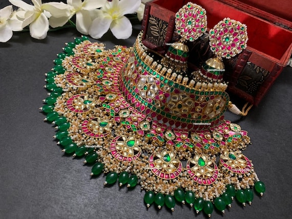 Gold plated heavy bridal Jadau Kundan multicolor Indian wedding jewelry set with choker necklace and jhumka earrings