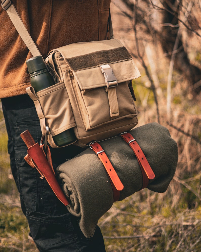 The Woodsman Sling N1 Shoulder Bag and Back Axe and Saw Case image 4