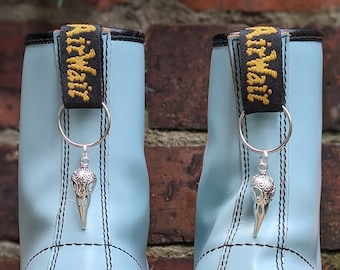 Dijes de calavera de pájaro plateado para botas: joyería gótica para bolsos