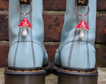 Adornos para botas con forma de hongo rojo: decoración para bolsos con forma de hongo estilo cottagecore