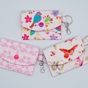 Titular de la tarjeta bird and butterfly / llavero de la billetera / Billetera linda / Billetera delgada / Estuche de tarjeta, Idea de tarjeta de regalo / Bolsa snap de 4 "x3", Made in Texas USA