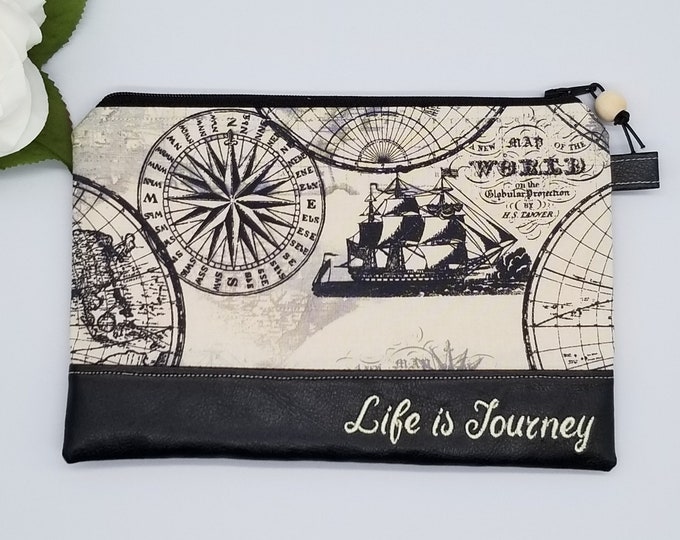 World Map Zipper Pouch