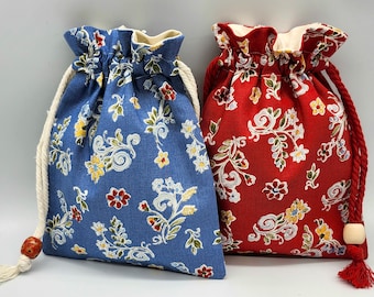 Vine Flower Drawstring Fabric Gift Bag