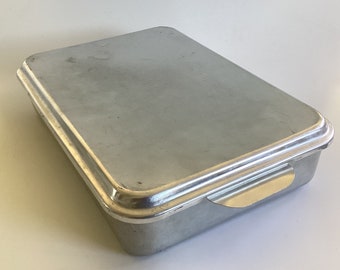 Vintage Cake Pan with Lid * Mirro Aluminum Rectangular Bakeware