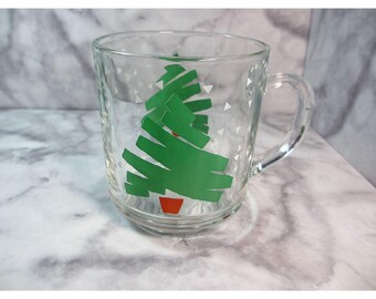 Vintage 1980s Christmas Tree Glass Mug Luminarc