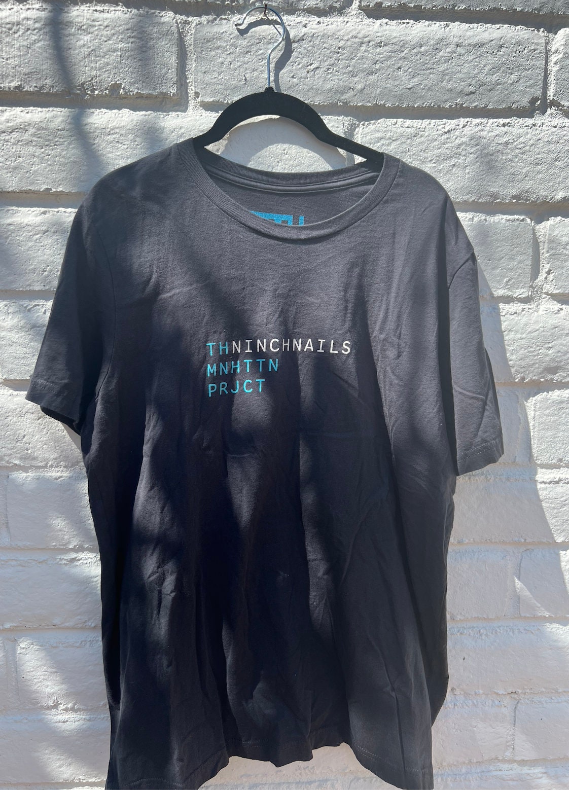 トップス 90s Nine Inch Nails Band Print Tee vintage 90s NINE INCH NAILS T-Shirt MEDIUM concert nin rock