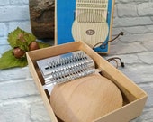 Speedweve type darning loom, Small loom, darning machine in a cardboard box with instructions