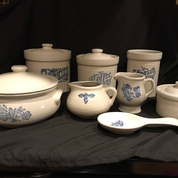 Various Pfaltzgraff Yorktowne Serving Pieces Replacement, Canisters & Storage, Gravy boat, Creamer, Spoon Rest, Good condition