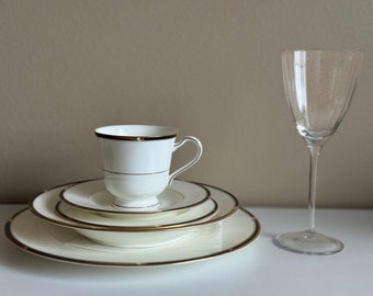 Elegant Mikasa Academy CAH05 Chaos Japan Bone China Dinnerware