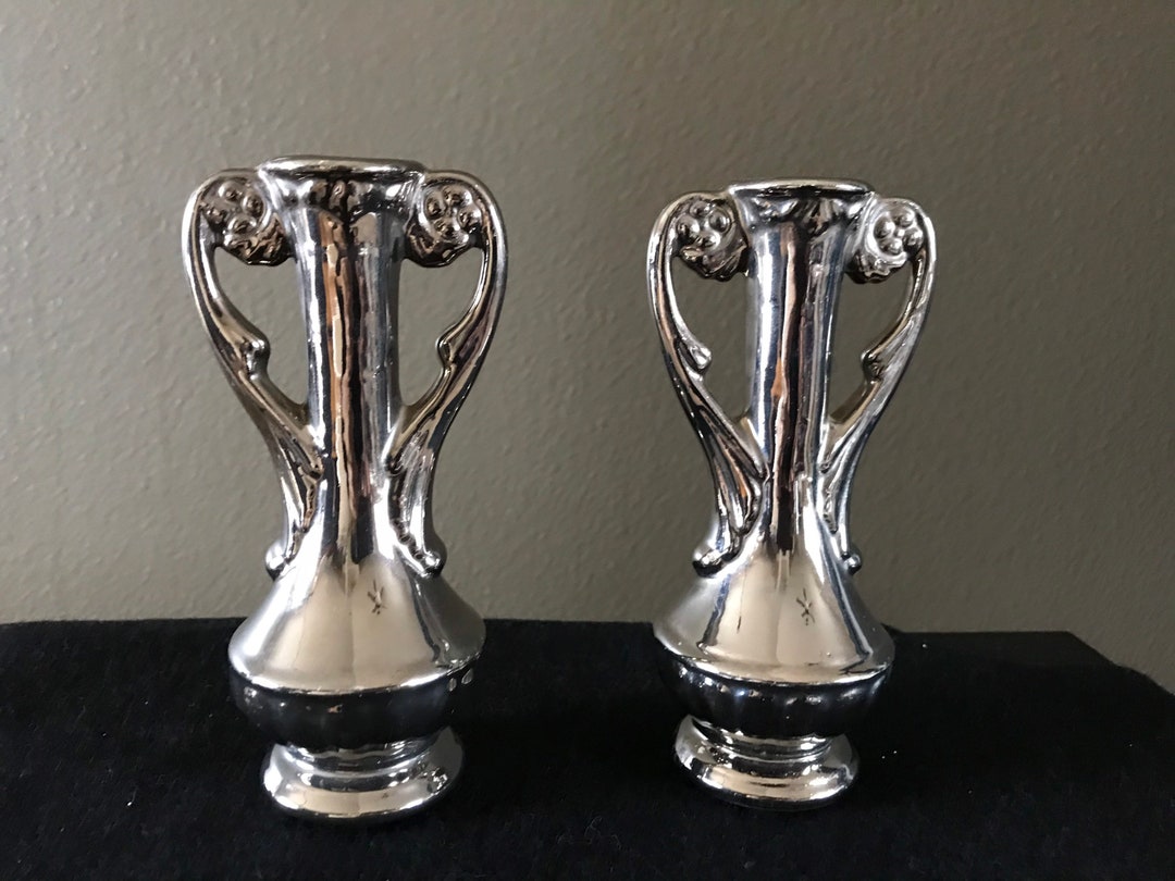 Pair of Vintage 1940's Chic Pottery Zanesville Ohio, Spill Vase Bud