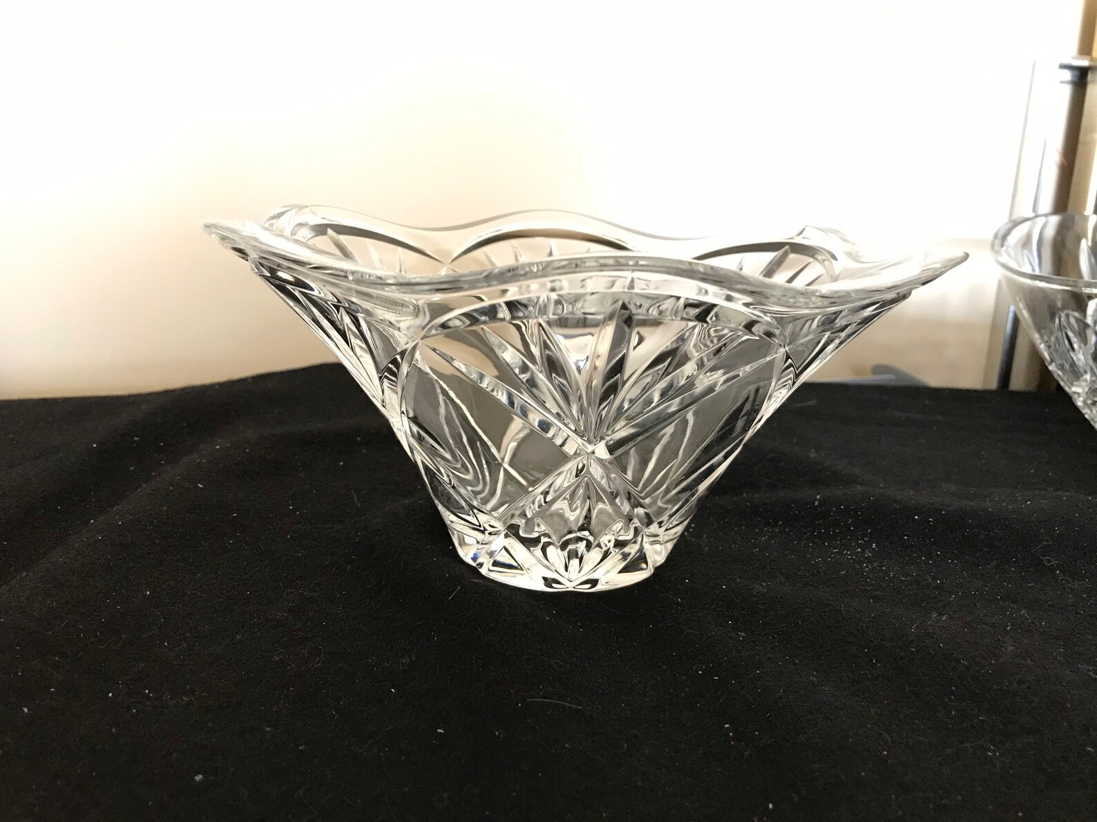 Beautiful Marquis by Waterford 8 Crystal Fruit Bowl, Perfect for Summer