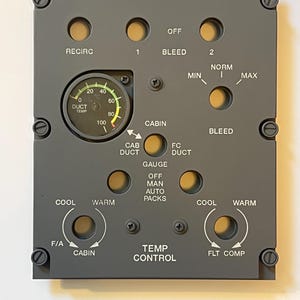 Q400 Air Conditioning Panel