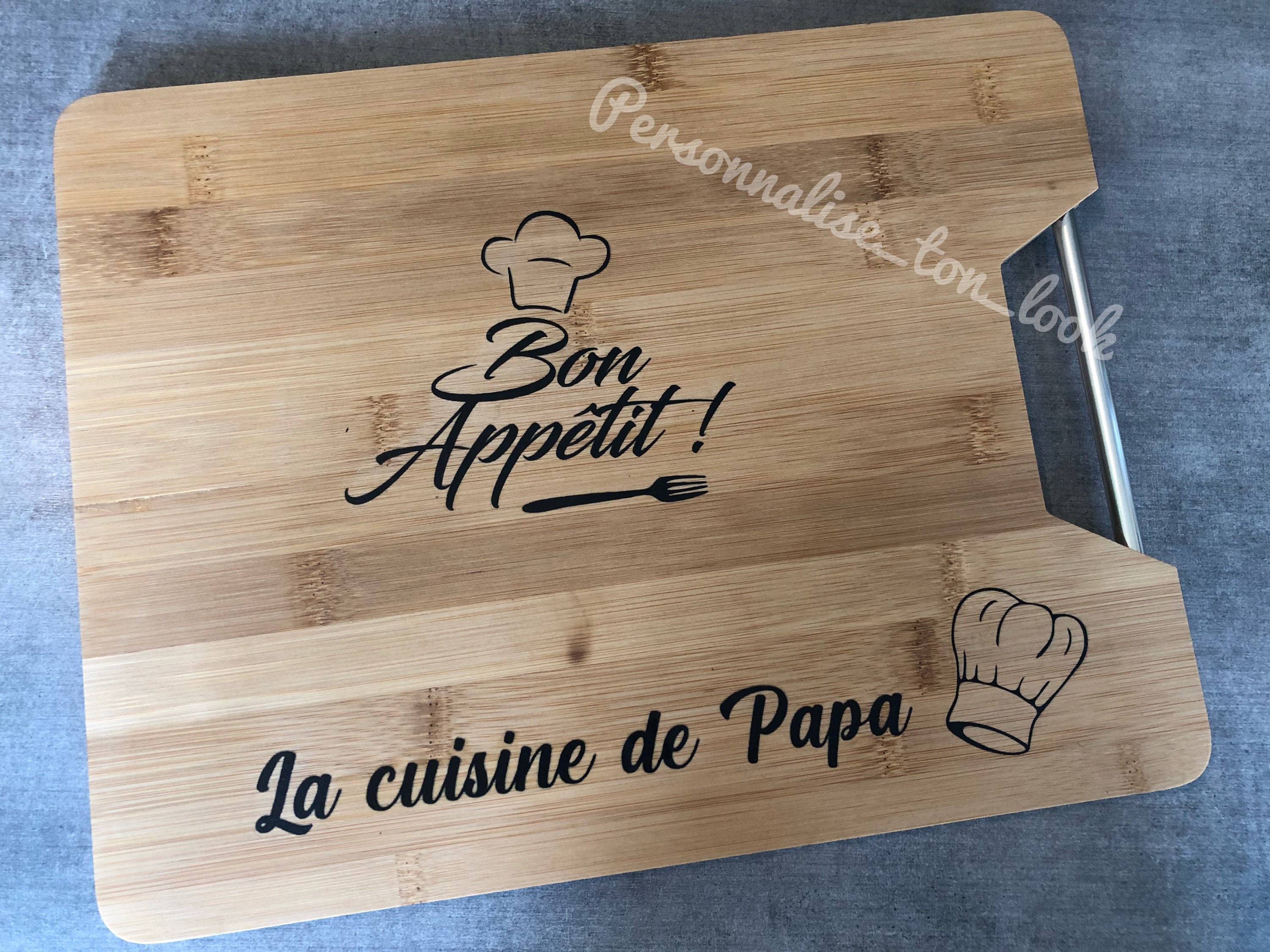 Planche Bois à Personnaliser , Planche Découper Apéritif Personnalisable .