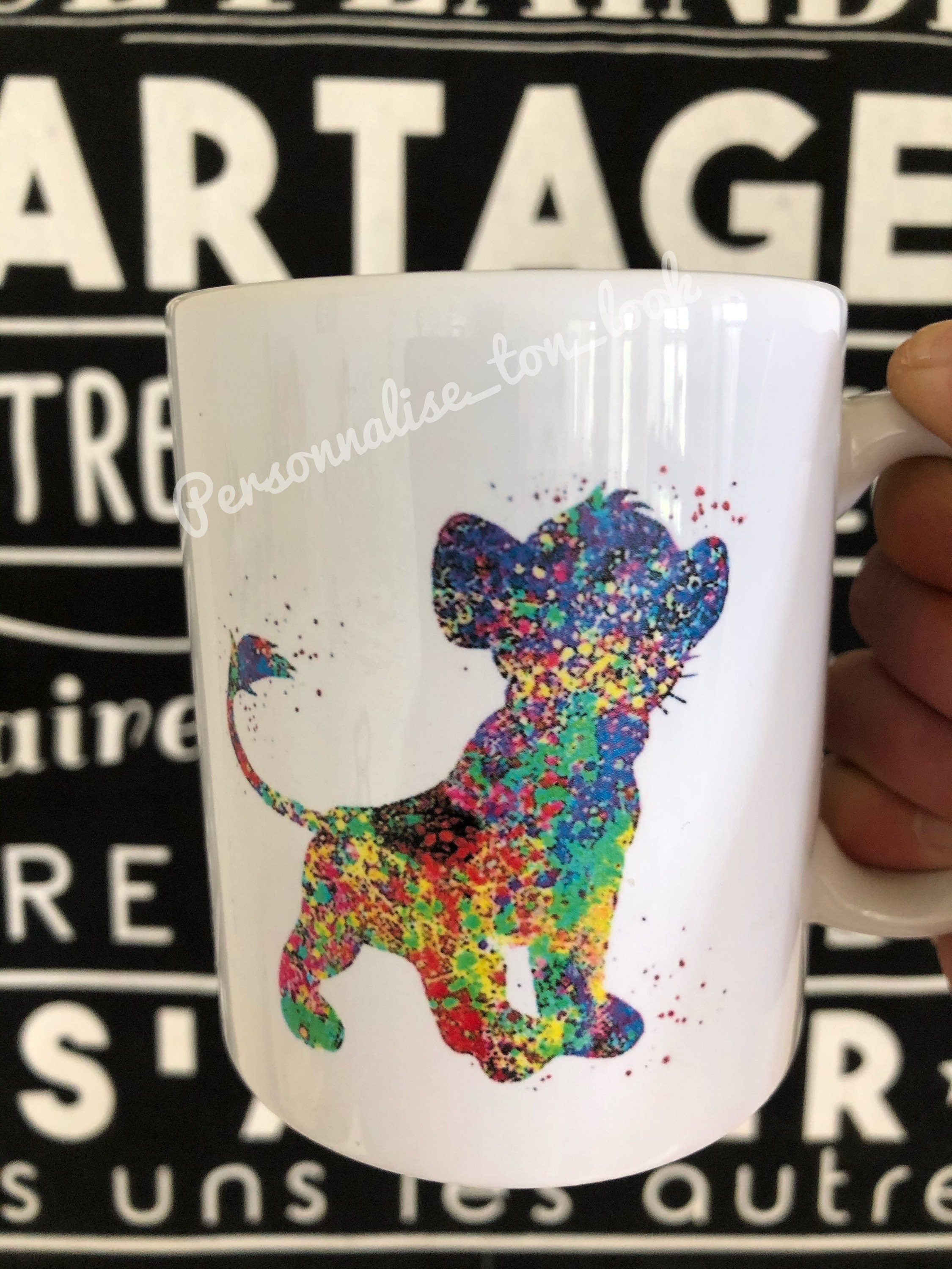 Mug Personnalisé Tasse Simba Revisité Aquarelle Multicolore Roi Lion , Personnalisable Prenom Au Cho