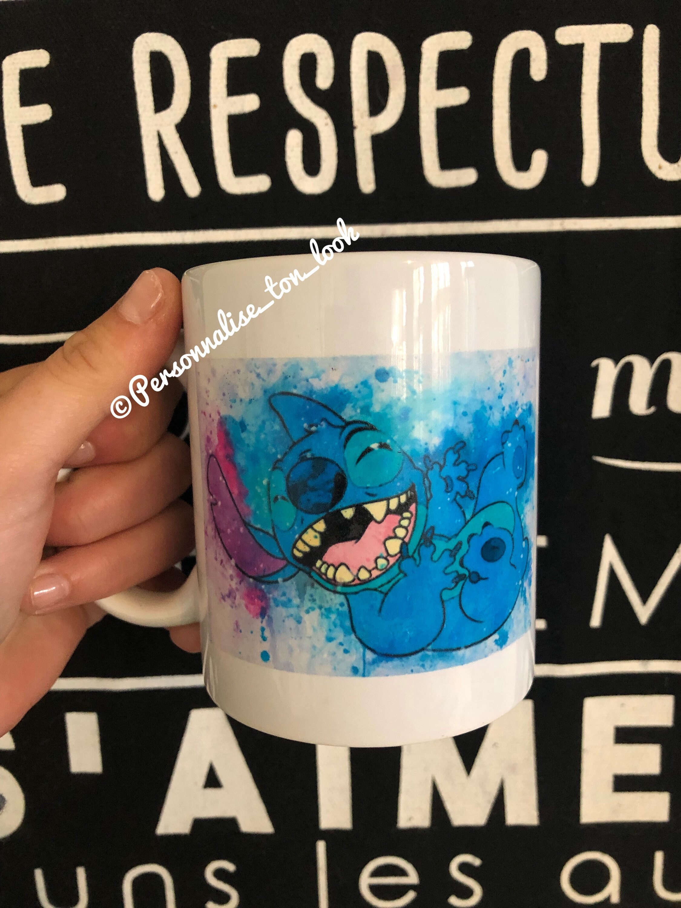 Mug Tasse Stitch Multicolore Revisité Façon Aquarelle Personnalisable Prenom Au Choix