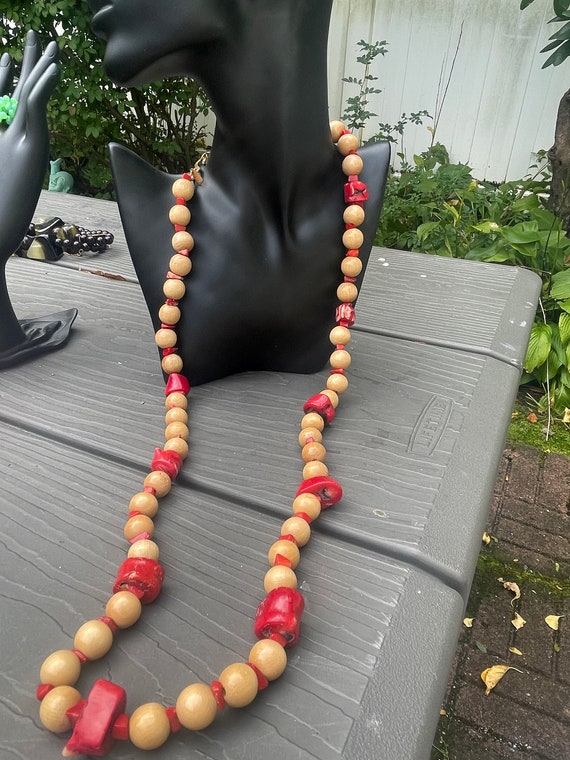 Kenneth Jay lane chunky faux  momo red coral and … - image 9