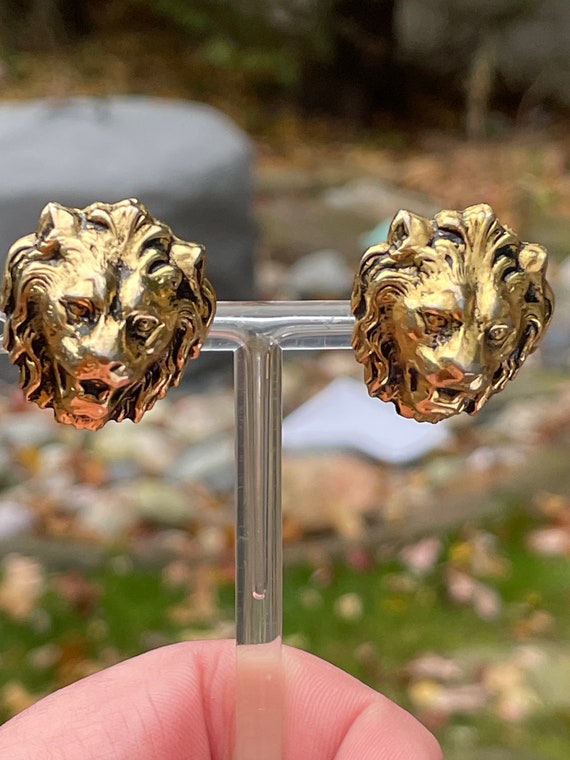 1950s 1960s Accessocraft NYC Gold Tone Lion Clip S