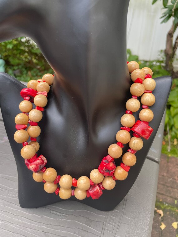 Kenneth Jay lane chunky faux  momo red coral and … - image 2