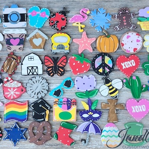 Interchangeable Door Hanger Attachments, Year round changeable pieces, Interchangeable home attachments