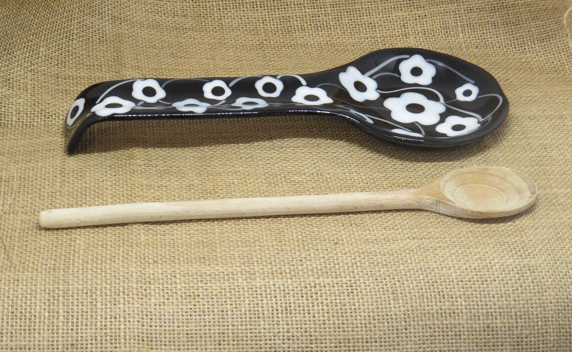 Descansa la cuchara floral clásica en blanco y negro | Etsy