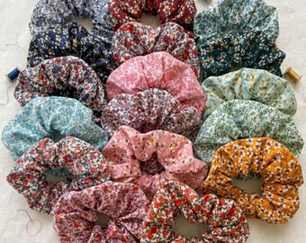 Scrunchie Oversize Floral (15 cm) • Coletero XXL