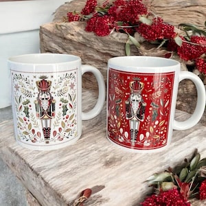 Red or White Nutcracker Mug – 330ml Ceramic Cup – Stylish and Durable Gift