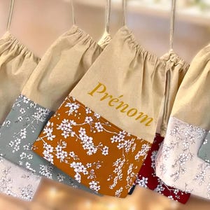 Personalized cotton drawstring bag – Flocked with first name – Elegant storage pouch 25x30 cm – Practical and unique gift