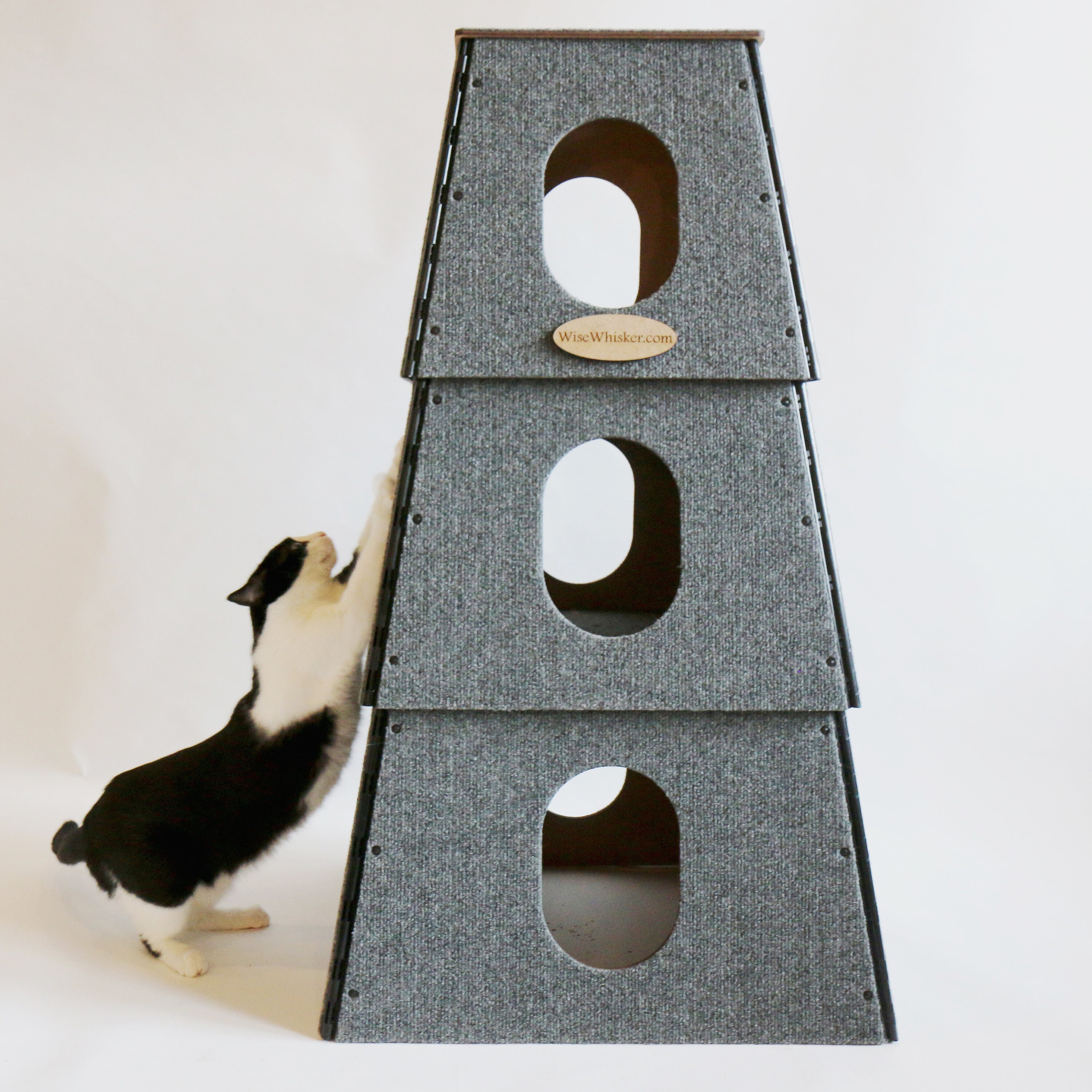cat tree house and scratching post
