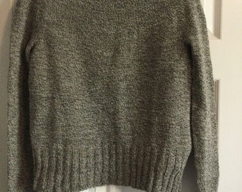 Hand knit woman’s sweater pullover. Size small, free shipping