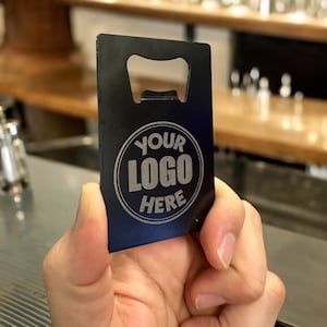 Abridor de botellas portátil personalizado, económico, de acero inoxidable negro grabado, regalo para el día del padre, personalizado, negro