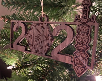 33+ D20 Christmas Ornament 2021