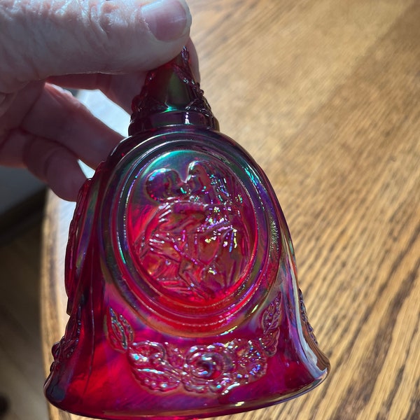 Ruby red FENTON Bell Madona & child in Medallion w/Fenton Sticker - carnival glass