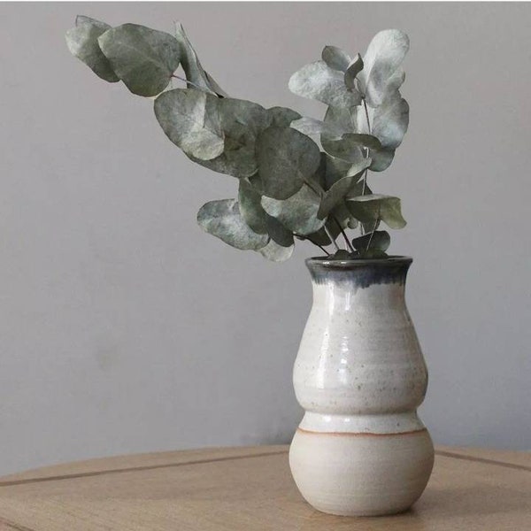 Vase blanc céramique fait main, pièce unique en grès pour décoration d'intérieur design