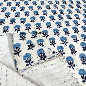 Handblokquilt met blauwe bloem, Indiase handgemaakte omkeerbare kantha-quilt, 100% katoenen gewatteerde quilt, AC-deken, quilt bank slaapkamer decor