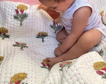 Coperta/lenzuola in cotone Kantha con stampa floreale Marigold, decorazione per divano, trapunta fatta a mano