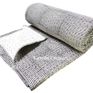 Trapunta reversibile con stampa a blocchi a righe nere, trapunta Kantha 100% cotone fatta a mano, trapunta Kantha in morbida mussola, trapunta cucita a mano, coperta AC