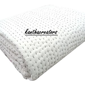 Trapunta Kantha reversibile in cotone bianco, coperta indiana fatta a mano, copriletto/copridivano/trapunte immagine 1