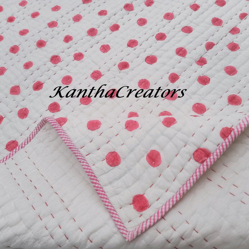 Polka Dot Love Quilted Blanket NCU0NT776