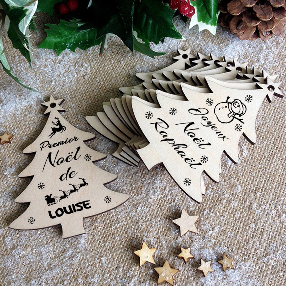 Boule de Noël en Forme Sapin Bois à Personnaliser Au Prénom Souhaité